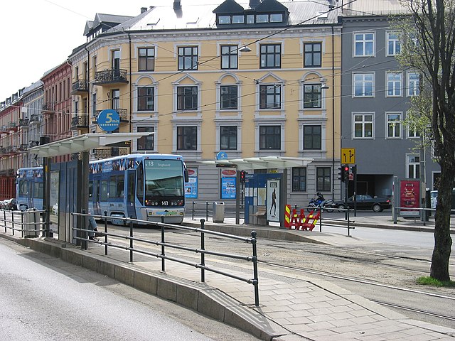 640px-Adamstuen_station